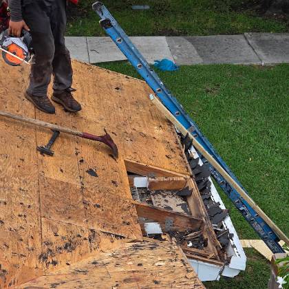 Photo of the finished roof posted by Elena R. with their Google review