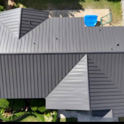 Photo of the finished roof posted by Willie M. with their Google review